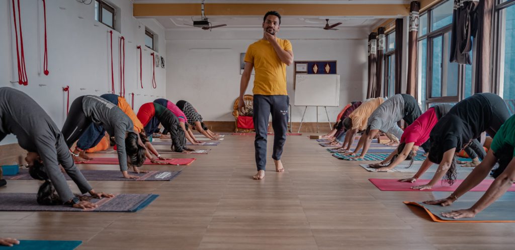 Top 10 Controversial Yoga Teachers, Spiritual Gurus around the World, by  Mantra Yoga & Meditation School India