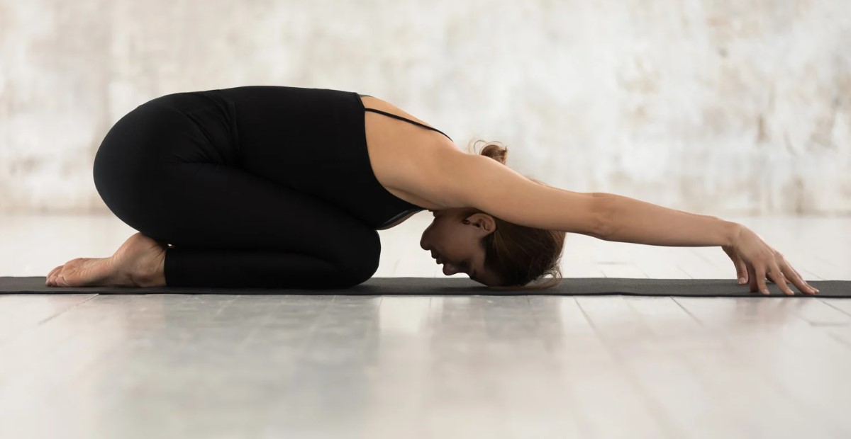 Best Yoga Poses for Beginners to Build Flexibility and Strength