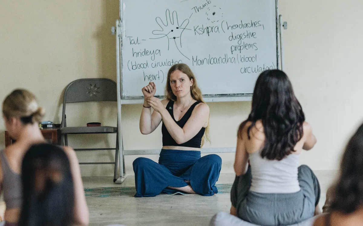 Yoga-Teacher-Training-In-Rishikesh-india