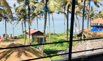 200-Hour-Yoga-Teacher-Training-In-Rishikesh-Yoga-Hall