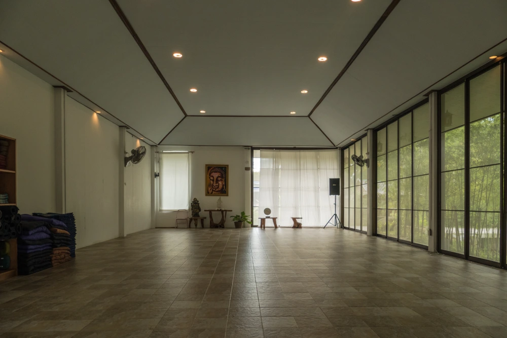 200-Hour-Yoga-Teacher-Training-In-Bali-Dining Area