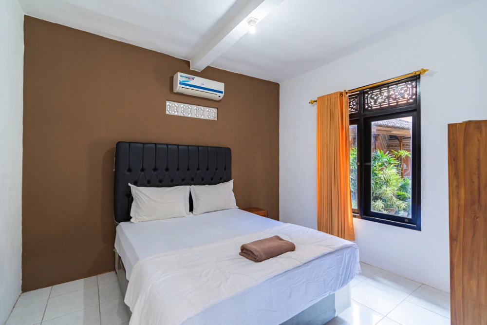 A student room at World Peace Yoga School, Samadhi Yoga Ashram, Bali