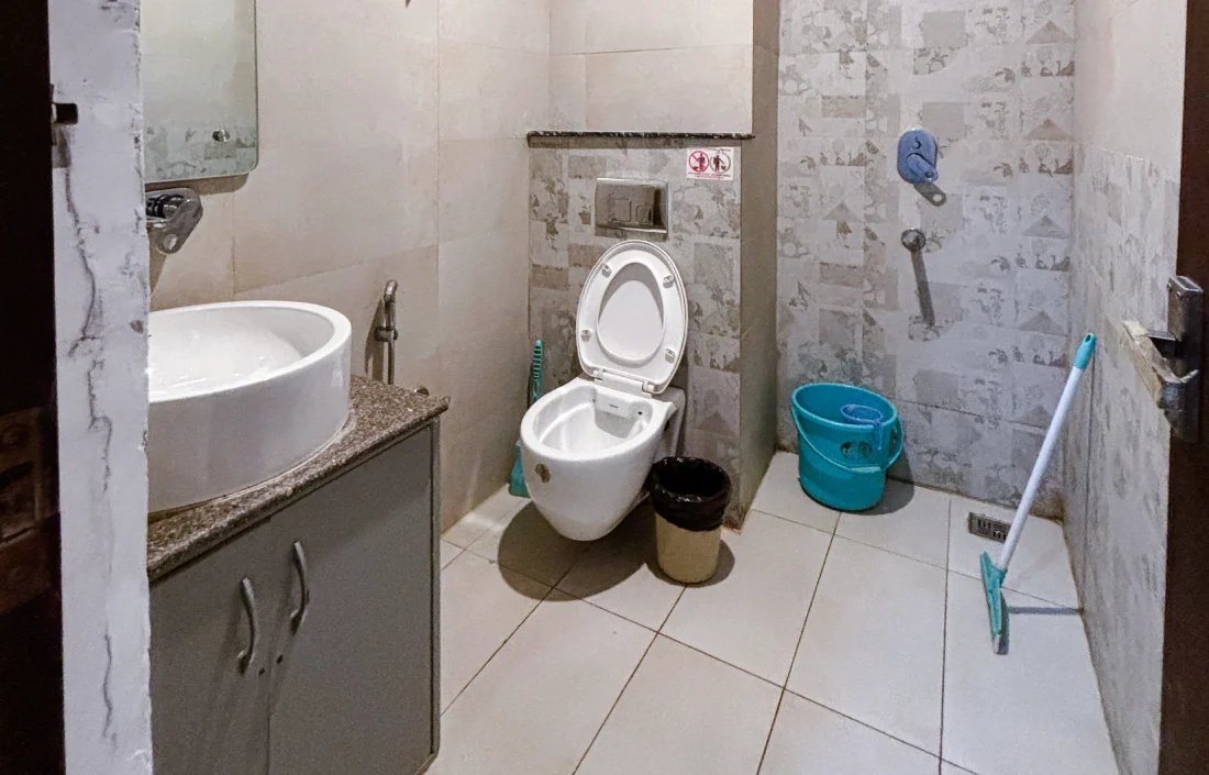 A washroom at World Peace Yoga School, Rishikesh