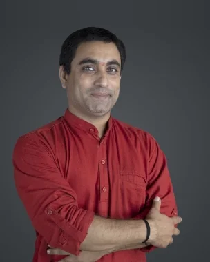 Yogi Sunil, Hatha Yoga and Yoga Philosophy teacher at World Peace Yoga School