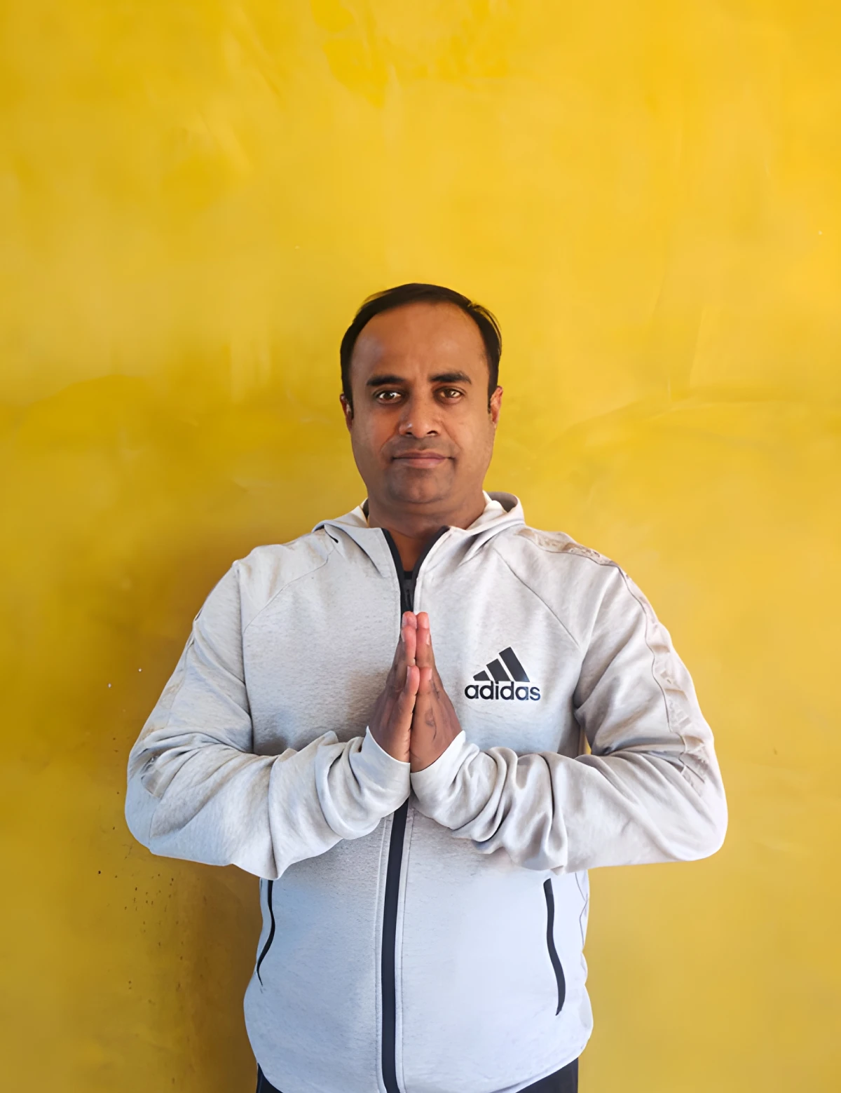 Yogi Maruti Jagat, yoga teacher at World Peace Yoga School Thailand