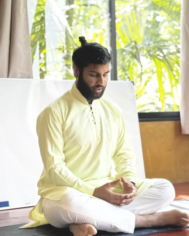Yogi Akshay Ji
